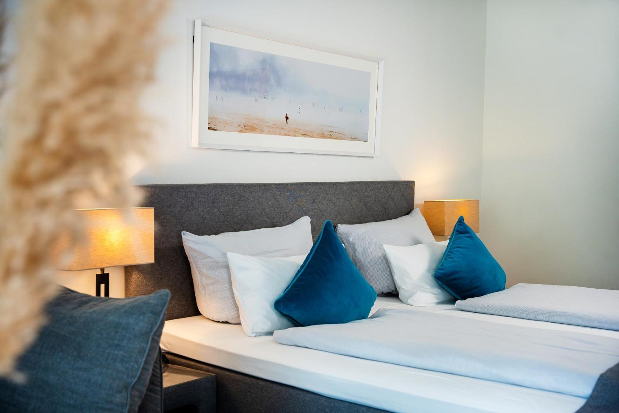 Intermar Hotel & Apartments Глюксбург Экстерьер фото